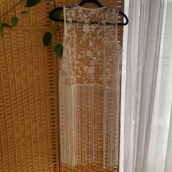 Bohemian - white cover up - cow girl - size US 2 - Picture 4 of 7